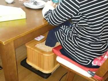 高齢者リハビリ 足湯マッサージ